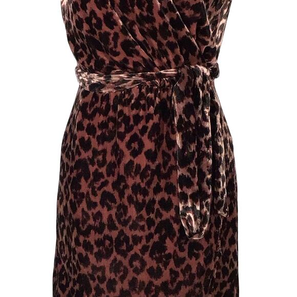 J, Crew Drapey Velvet Rose Leopard Print Pink Black Belted Wrap Dress sz 2 - Picture 9 of 14